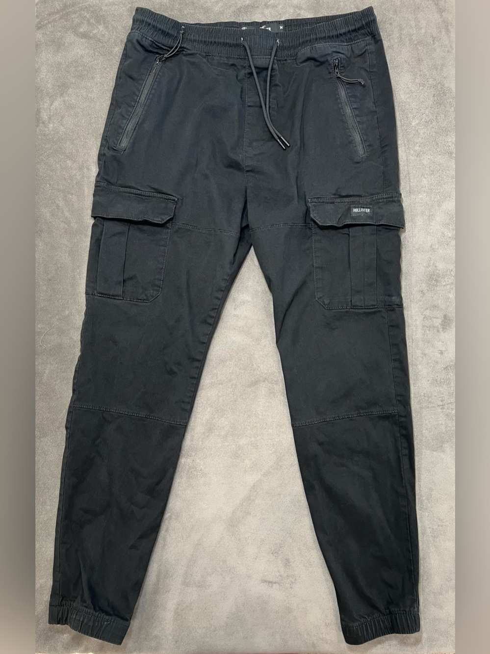 Hollister Men's Black Cargo Jogger Pants
